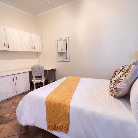 Апартаменти Peaceful@Swansea In Rosebank-Parkwood Йоганнесбурґ Екстер'єр фото